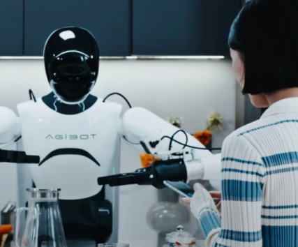 智元机器人估值飙升至150亿：谁在定义具身智能的下一站？